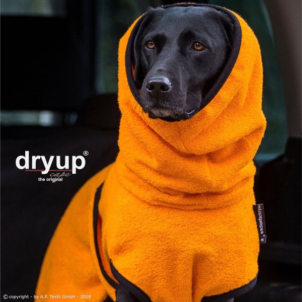 DryUp_Cape_Mantel_clementine_1.jpg